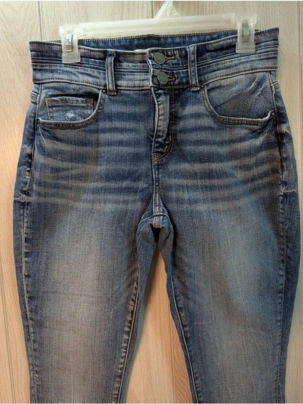 BKE Gabby Raw Hem Jeans sz 26 29x23 Curvy Fit High Rise Raw Hem Skinny